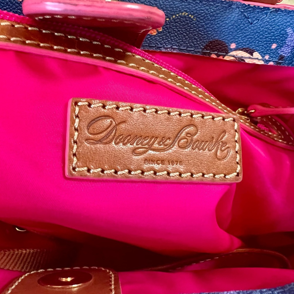 Disney Parks Dooney & Bourke Epcot Minnie Satchel Purse - Picture 12 of 12